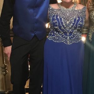 Selling my prom dress!